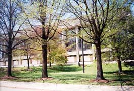 [photo, Murphy Courts of Appeal Building, 361 Rowe Blvd., Annapolis, Maryland]